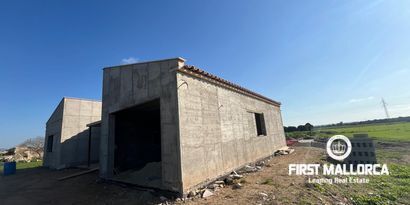 Real Estates picture 6 Ref. 80920