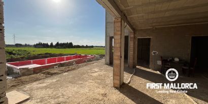 Real Estates picture 8 Ref. 80920