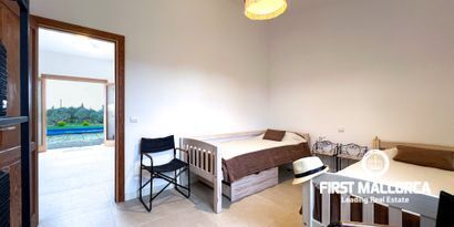 Real Estates picture 3 Ref. R26931