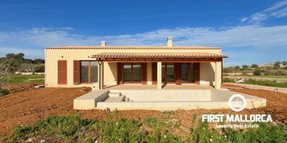 Real Estates picture 0 Ref. Nr. 79420