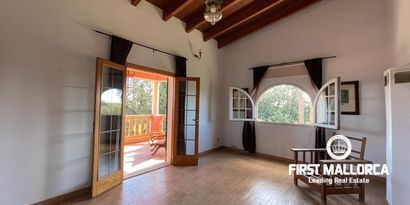 Real Estates picture 11 Ref. 81145