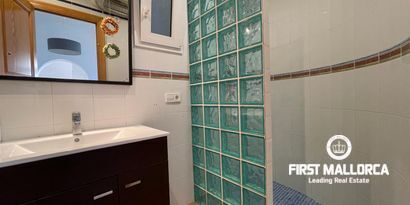 Real Estates picture 8 Ref. 81145