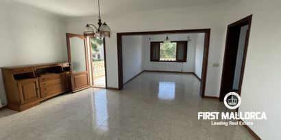 Inmobiliaria picture 6 Ref. Nº. 74145