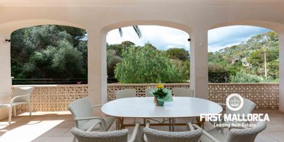 Real Estates picture 9 Ref. 81210