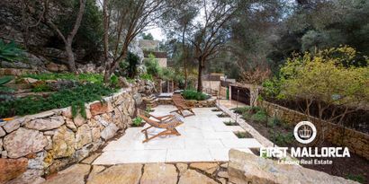 Real Estates picture 2 Ref. 81210