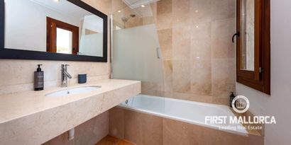 Real Estates picture 27 Ref. 81219