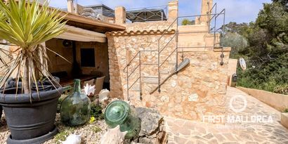 Inmobiliaria picture 0 Ref. Nº. 81135