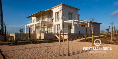 Inmobiliaria picture 44 Ref. Nº. 74012