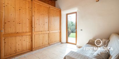 Real Estates picture 11 Ref. 81433