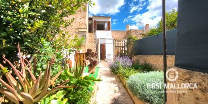 Real Estates picture 0 Ref. Nr. 71617