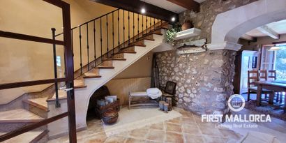 Real Estates picture 12 Ref. R27546