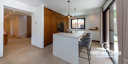 Inmobiliaria picture 8 Ref. Nº. 81337