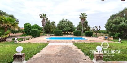 Real Estates picture 1 Ref. Nr. R27570