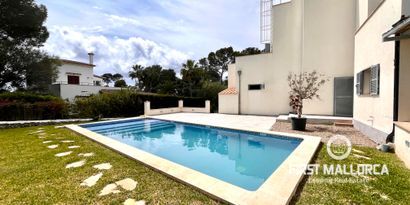 Inmobiliaria picture 3 Ref. Nº. 81110