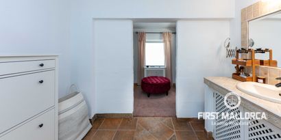 Inmobiliaria picture 24 Ref. Nº. 81044