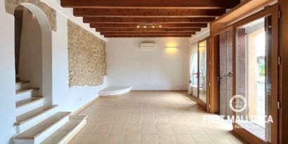 Real Estates picture 1 Ref. Nr. R27595