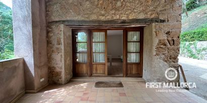 Real Estates picture 32 Ref. R24690