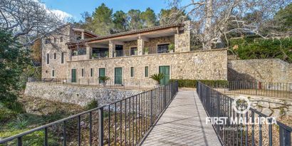 Real Estates picture 0 Ref. R24690