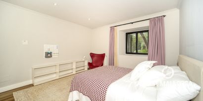 Real Estates picture 24 Ref. R24690