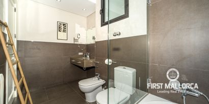 Real Estates picture 25 Ref. R24690