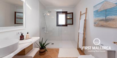 Real Estates picture 39 Ref. 81582