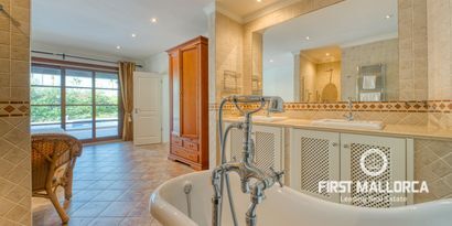 Inmobiliaria picture 21 Ref. Nº. 50009
