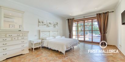 Inmobiliaria picture 22 Ref. Nº. 50009