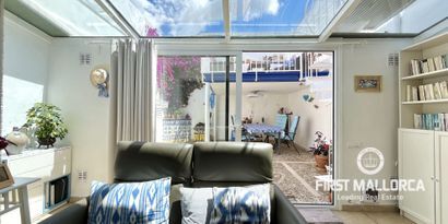 Inmobiliaria picture 0 Ref. Nº. 81601