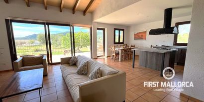 Real Estates picture 8 Ref. R27664