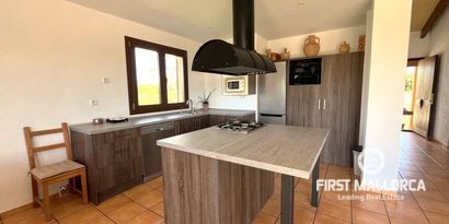 Real Estates picture 13 Ref. R27664