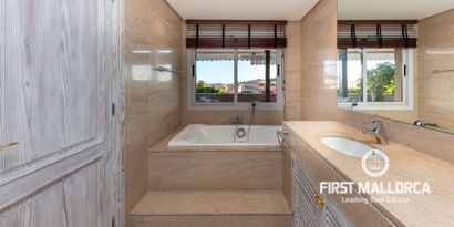 Real Estates picture 18 Ref. 81602