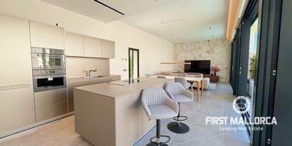 Real Estates picture 10 Ref. R23339