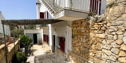 Inmobiliaria picture 0 Ref. Nº. 81681