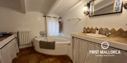 Inmobiliaria picture 18 Ref. Nº. R27683