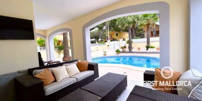 Real Estates picture 3 Ref. 81404