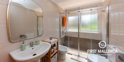 Inmobiliaria picture 15 Ref. Nº. 81700