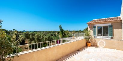 Real Estates picture 21 Ref. 77620