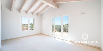 Real Estates picture 12 Ref. 77620