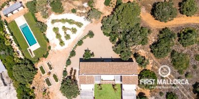 Real Estates picture 3 Ref. 77620