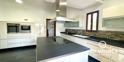 Real Estates picture 11 Ref. Nr. R27593