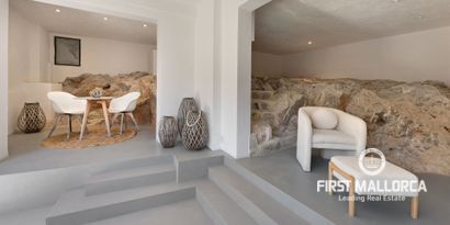 Real Estates picture 13 Ref. 77167