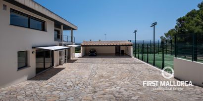 Real Estates picture 24 Ref. 81817