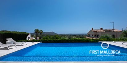 Real Estates picture 2 Ref. 81817