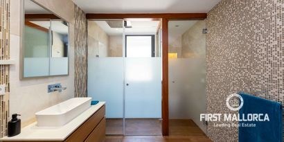 Real Estates picture 20 Ref. 81817