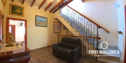 Real Estates picture 7 Ref. 81881