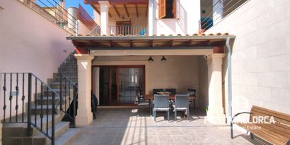 Real Estates picture 0 Ref. 81881