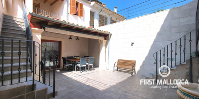 Real Estates picture 1 Ref. 81881