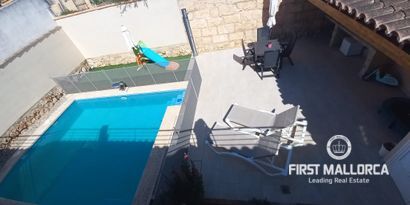 Real Estates picture 1 Ref. Nr. R27909