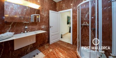 Inmobiliaria picture 25 Ref. Nº. 81114