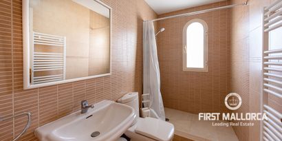 Real Estates picture 20 Ref. 78019